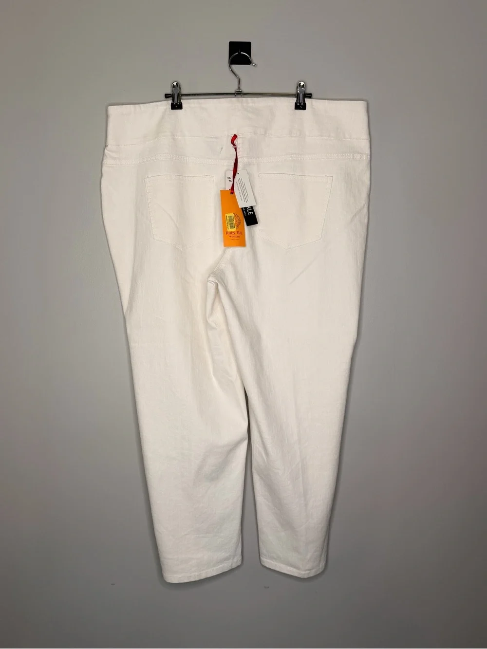 NEW Ruby Rd. Slimming Contour Waistband Ankle Pant in White Women’s Size 20W